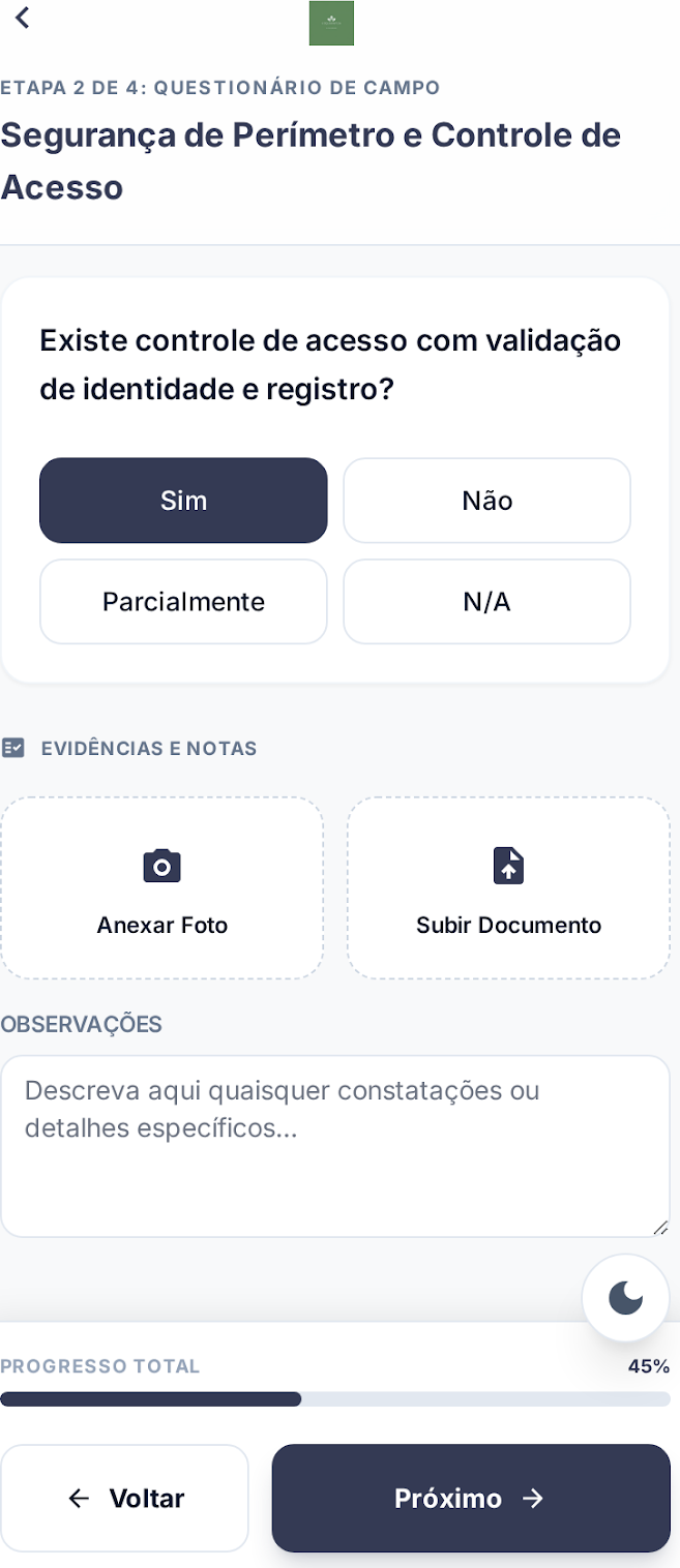 Tela do sistema de controle de acesso da Esquematiza com validação de identidade e registro de visitantes.